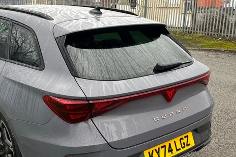 KY74LGZ CUPRA Leon 1.5 eHybrid 25.8kWh VZ1 Estate 5dr Petrol Plug-in Hybrid DSG Euro 6 (s/s) (272 ps) Thumbnail #8