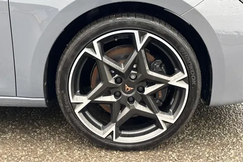 KY74LGZ CUPRA Leon 1.5 eHybrid 25.8kWh VZ1 Estate 5dr Petrol Plug-in Hybrid DSG Euro 6 (s/s) (272 ps) Thumbnail #10