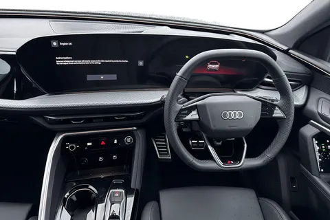  Audi Q5 2.0 TDI S line S Tronic quattro Euro 6 (s/s) 5dr Thumbnail #18