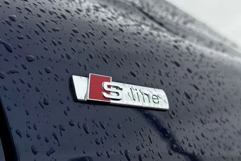  Audi Q5 2.0 TDI S line S Tronic quattro Euro 6 (s/s) 5dr Thumbnail #27