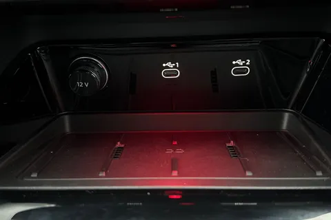  Audi Q5 2.0 TDI S line S Tronic quattro Euro 6 (s/s) 5dr Thumbnail #34