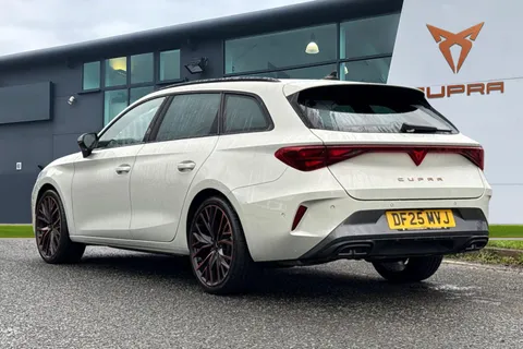 DF25MVJ CUPRA Leon 1.5 eTSI V3 DSG Euro 6 (s/s) 5dr Thumbnail #2