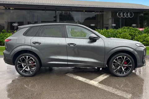 Audi Q3 1.5 TFSI Edition 1 S Tronic Euro 6 (s/s) 5dr Thumbnail #4