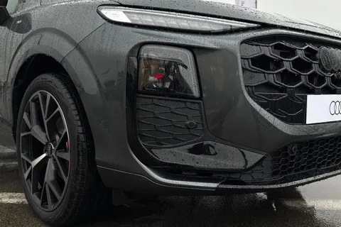 Audi Q3 1.5 TFSI Edition 1 S Tronic Euro 6 (s/s) 5dr Thumbnail #9