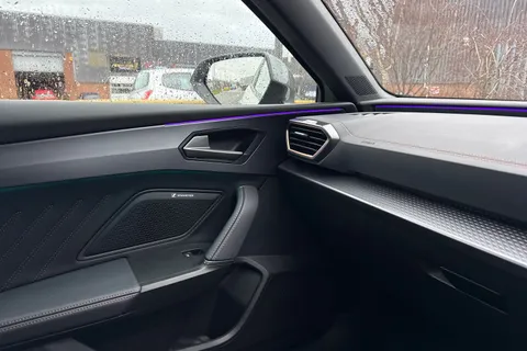 DF25MVJ CUPRA Leon 1.5 eTSI V3 DSG Euro 6 (s/s) 5dr Thumbnail #32