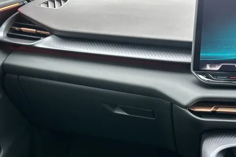 KR74XPS CUPRA Terramar 1.5 eHybrid 25.8kWh VZ First Edition DSG Euro 6 (s/s) 5dr Thumbnail #21