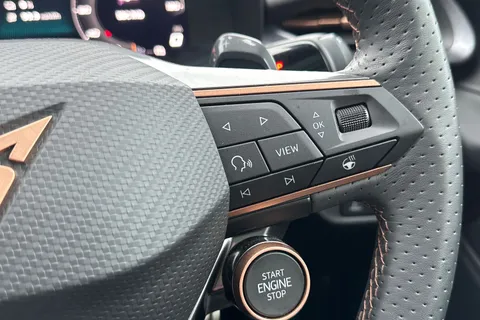 KR74XPS CUPRA Terramar 1.5 eHybrid 25.8kWh VZ First Edition DSG Euro 6 (s/s) 5dr Thumbnail #27