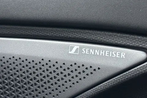 KR74XPS CUPRA Terramar 1.5 eHybrid 25.8kWh VZ First Edition DSG Euro 6 (s/s) 5dr Thumbnail #30