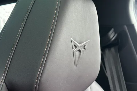 KR74XPS CUPRA Terramar 1.5 eHybrid 25.8kWh VZ First Edition DSG Euro 6 (s/s) 5dr Thumbnail #31