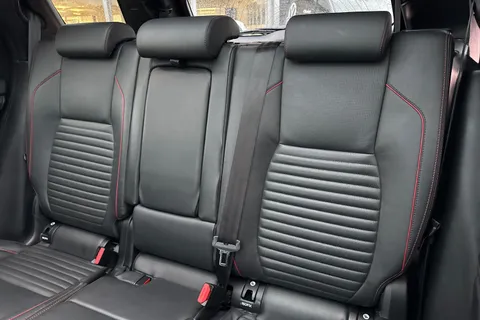 DU21OJW Land Rover Discovery Sport 2.0 D200 MHEV R-Dynamic HSE Auto 4WD Euro 6 (s/s) 5dr Thumbnail #20