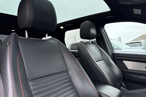 DU21OJW Land Rover Discovery Sport 2.0 D200 MHEV R-Dynamic HSE Auto 4WD Euro 6 (s/s) 5dr Thumbnail #25