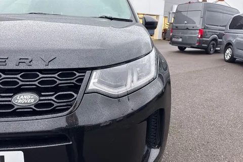 DU21OJW Land Rover Discovery Sport 2.0 D200 MHEV R-Dynamic HSE Auto 4WD Euro 6 (s/s) 5dr Thumbnail #32