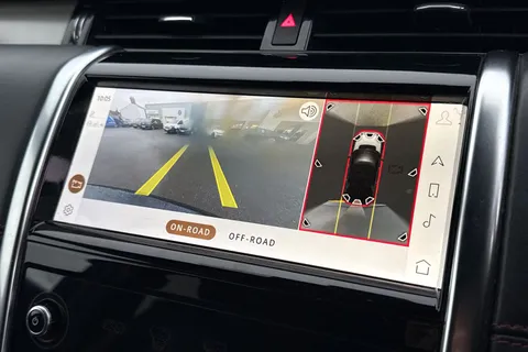 DU21OJW Land Rover Discovery Sport 2.0 D200 MHEV R-Dynamic HSE Auto 4WD Euro 6 (s/s) 5dr Thumbnail #51