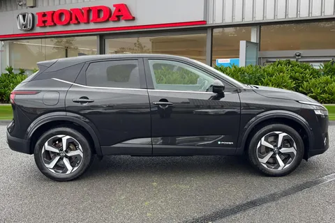 LF72TBX Nissan Qashqai 1.5 E-Power N-Connecta 5dr Auto Thumbnail #4