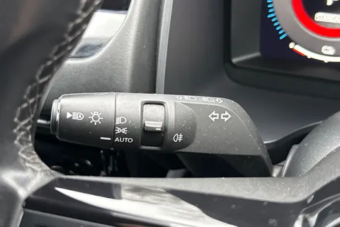 LF72TBX Nissan Qashqai 1.5 E-Power N-Connecta 5dr Auto Thumbnail #38