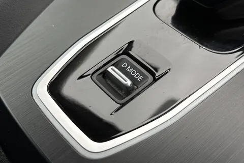 LF72TBX Nissan Qashqai 1.5 E-Power N-Connecta 5dr Auto Thumbnail #42