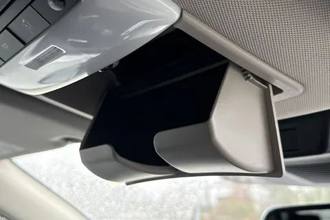 LF72TBX Nissan Qashqai 1.5 E-Power N-Connecta 5dr Auto Thumbnail #45