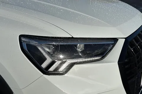  Audi Q3 1.5 TFSI CoD 35 Black Edition Euro 6 (s/s) 5dr Thumbnail #8