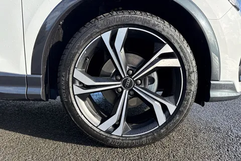  Audi Q3 1.5 TFSI CoD 35 Black Edition Euro 6 (s/s) 5dr Thumbnail #9