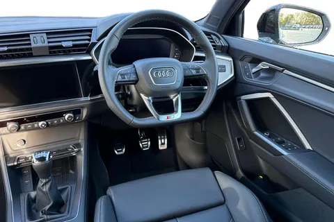  Audi Q3 1.5 TFSI CoD 35 Black Edition Euro 6 (s/s) 5dr Thumbnail #17