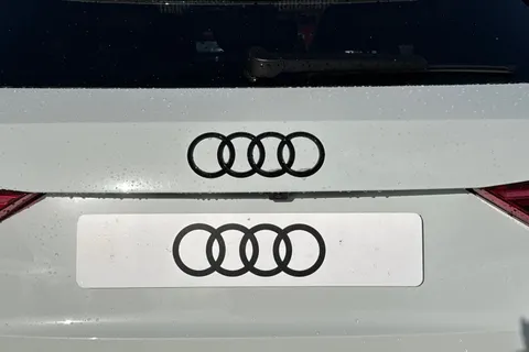  Audi Q3 1.5 TFSI CoD 35 Black Edition Euro 6 (s/s) 5dr Thumbnail #35