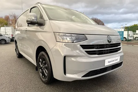 DC75CZE Volkswagen Transporter T28 Panel Van Commerce Pro SWB 150 PS 2.0 TDI 8sp Automatic Thumbnail #9