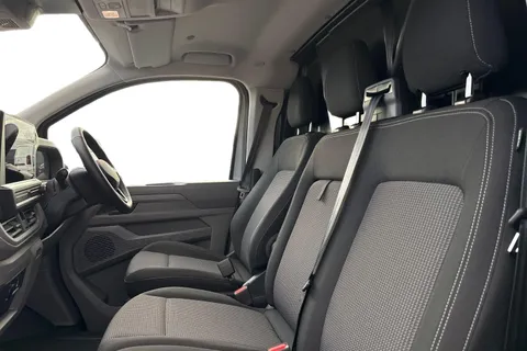 DC75CZE Volkswagen Transporter T28 Panel Van Commerce Pro SWB 150 PS 2.0 TDI 8sp Automatic Thumbnail #16