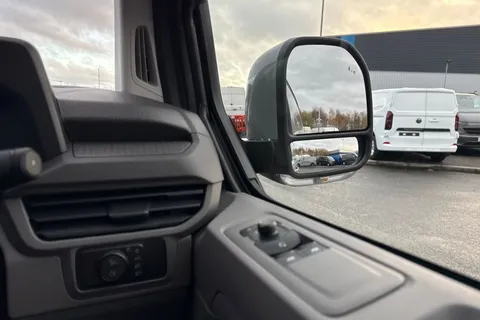 DC75CZE Volkswagen Transporter T28 Panel Van Commerce Pro SWB 150 PS 2.0 TDI 8sp Automatic Thumbnail #21