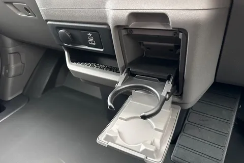 DC75CZE Volkswagen Transporter T28 Panel Van Commerce Pro SWB 150 PS 2.0 TDI 8sp Automatic Thumbnail #23