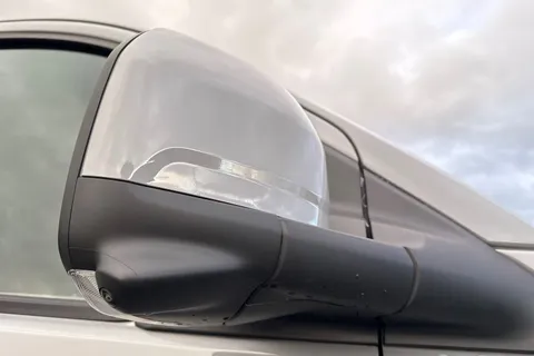 DC75CZE Volkswagen Transporter T28 Panel Van Commerce Pro SWB 150 PS 2.0 TDI 8sp Automatic Thumbnail #26