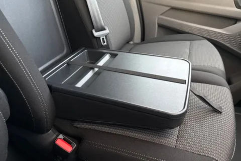 DC75CZE Volkswagen Transporter T28 Panel Van Commerce Pro SWB 150 PS 2.0 TDI 8sp Automatic Thumbnail #33