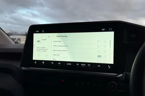 DC75CZE Volkswagen Transporter T28 Panel Van Commerce Pro SWB 150 PS 2.0 TDI 8sp Automatic Thumbnail #50