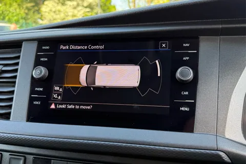 DG74CZJ Volkswagen Transporter 2.0 TDI 110 Highline Van Thumbnail #51