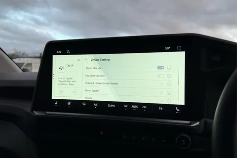 DC75CZE Volkswagen Transporter T28 Panel Van Commerce Pro SWB 150 PS 2.0 TDI 8sp Automatic Thumbnail #52