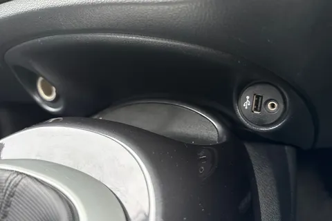 BG16VSC Nissan Juke 1.5 dCi Acenta Premium Euro 6 (s/s) 5dr Thumbnail #42