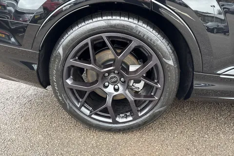  Audi Q7 3.0 TDI V6 Black Edition Tiptronic quattro Euro 6 (s/s) 5dr Thumbnail #11