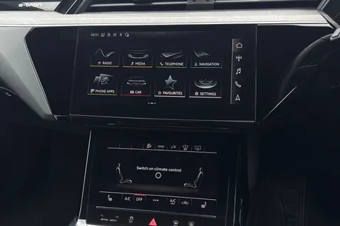 27 of 67 for Audi e-tron Sportback Vorsprung 55 quattro 300,00 kW