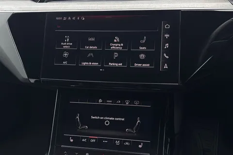 29 of 67 for Audi e-tron Sportback Vorsprung 55 quattro 300,00 kW