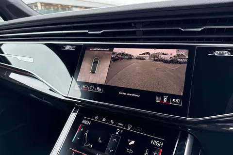  Audi Q7 3.0 TDI V6 Black Edition Tiptronic quattro Euro 6 (s/s) 5dr Thumbnail #32