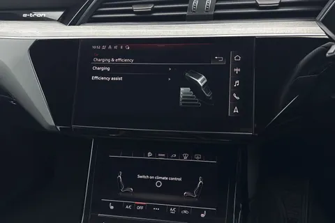 35 of 67 for Audi e-tron Sportback Vorsprung 55 quattro 300,00 kW