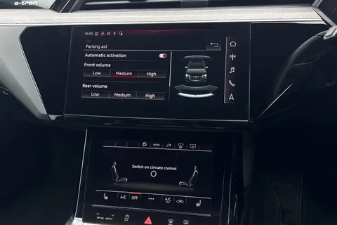 36 of 67 for Audi e-tron Sportback Vorsprung 55 quattro 300,00 kW