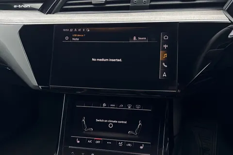 38 of 67 for Audi e-tron Sportback Vorsprung 55 quattro 300,00 kW