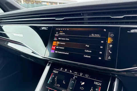  Audi Q7 3.0 TDI V6 Black Edition Tiptronic quattro Euro 6 (s/s) 5dr Thumbnail #37