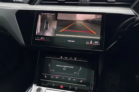 48 of 67 for Audi e-tron Sportback Vorsprung 55 quattro 300,00 kW