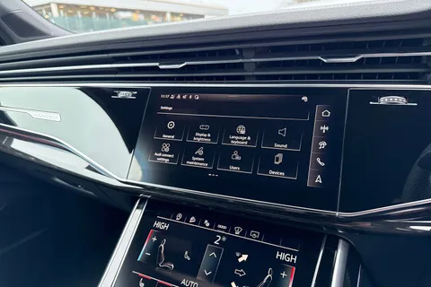  Audi Q7 3.0 TDI V6 Black Edition Tiptronic quattro Euro 6 (s/s) 5dr Thumbnail #51