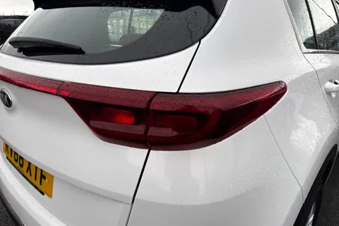 RV68XTF Kia Sportage 1.6 GDi 1 Euro 6 (s/s) 5dr Thumbnail #8