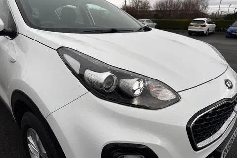 RV68XTF Kia Sportage 1.6 GDi 1 Euro 6 (s/s) 5dr Thumbnail #9