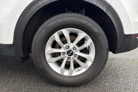 RV68XTF Kia Sportage 1.6 GDi 1 Euro 6 (s/s) 5dr Thumbnail #12