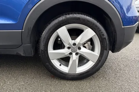 BJ69FFG Volkswagen T-Cross 1.0 TSI 115 SEL 5d | Heated Seats | Rear Camera Thumbnail #13