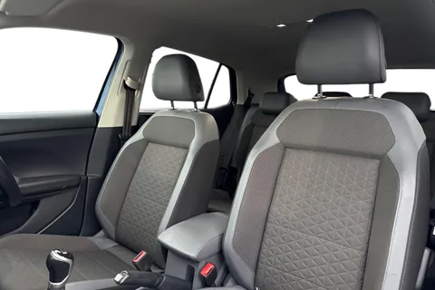 BJ69FFG Volkswagen T-Cross 1.0 TSI 115 SEL 5d | Heated Seats | Rear Camera Thumbnail #17